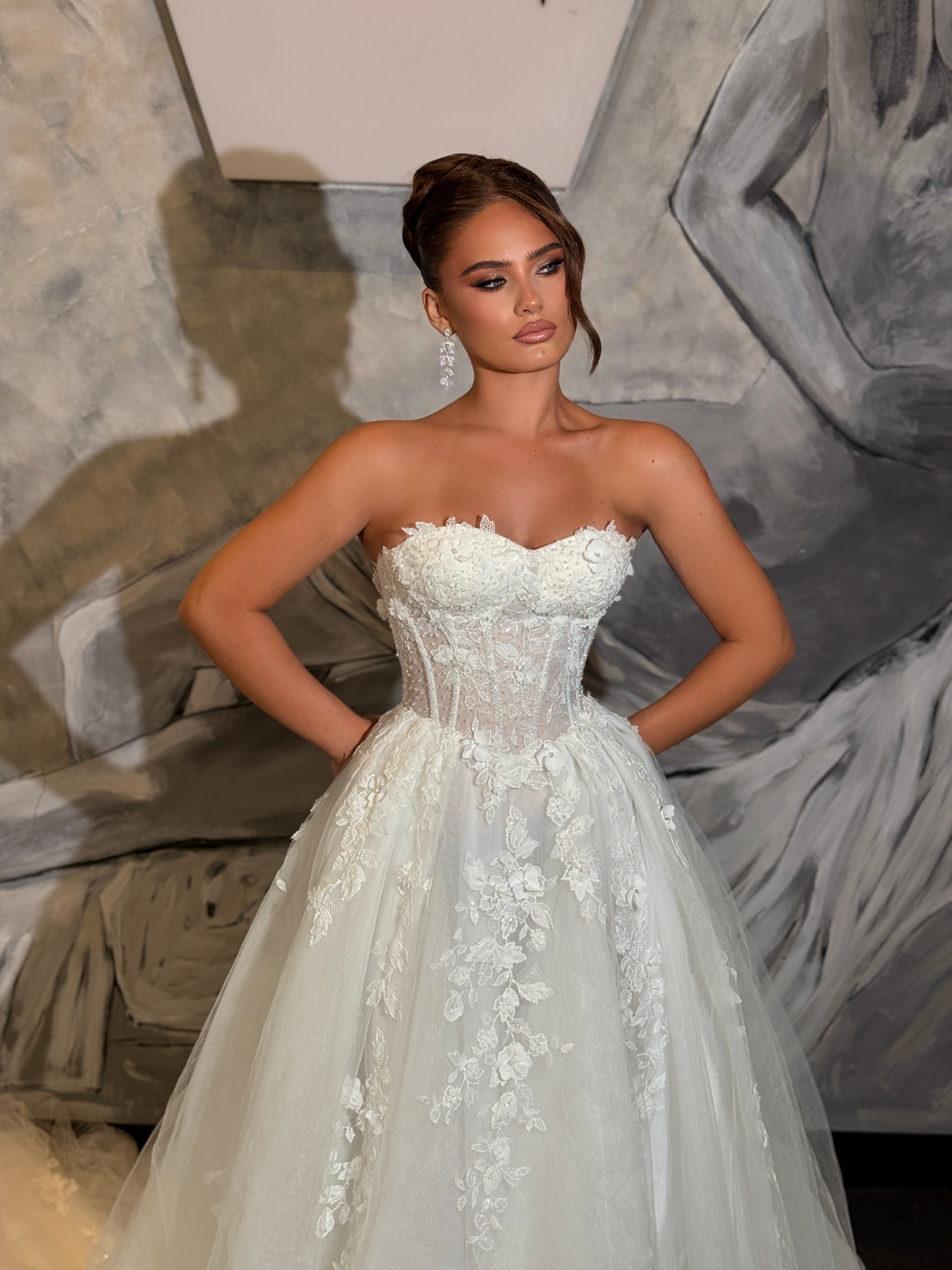 Floreta - Floral basque slit bridal gown