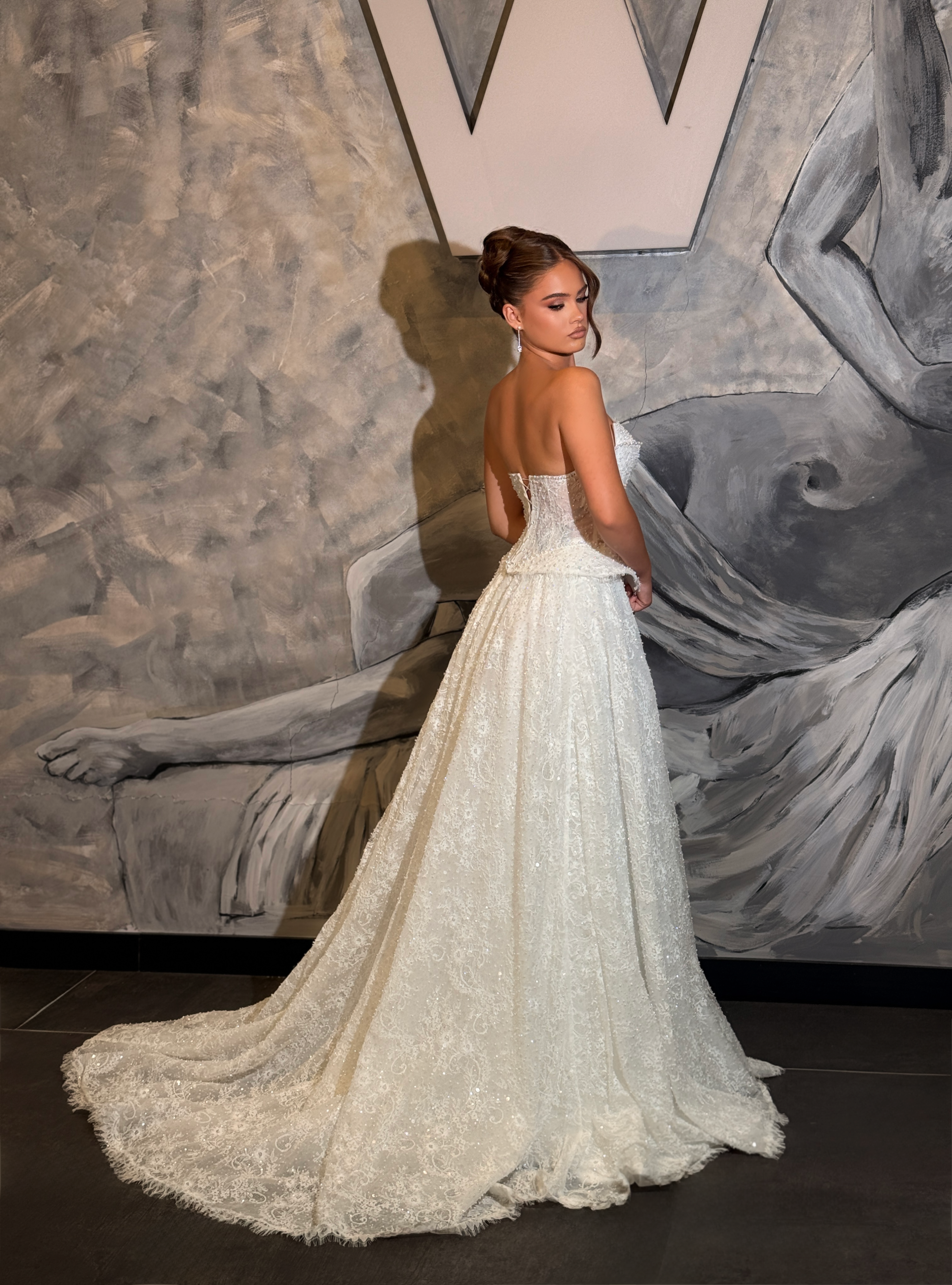 Miresa - Basque corset lace bridal gown