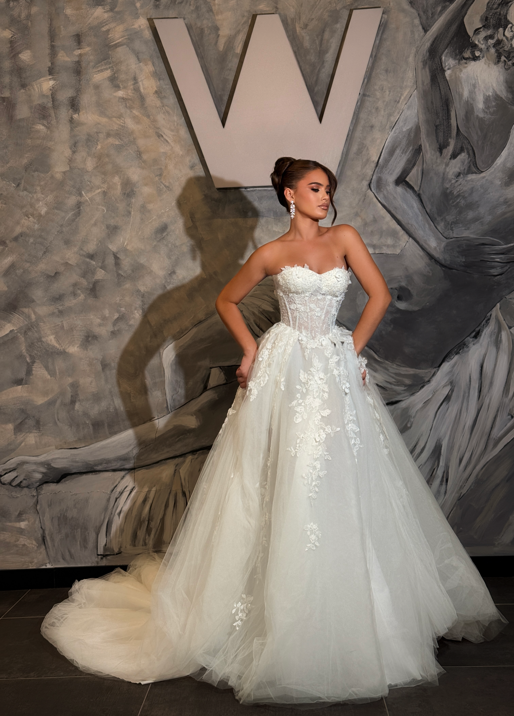 Floreta - Floral basque slit bridal gown