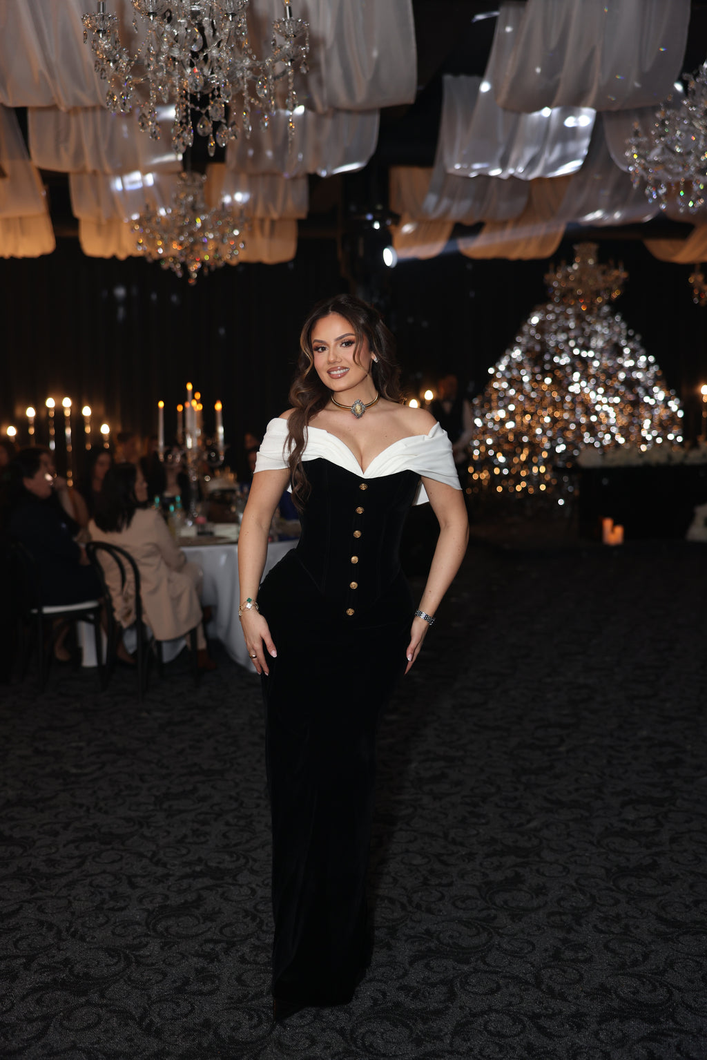 Verona – Off Shoulder Gown