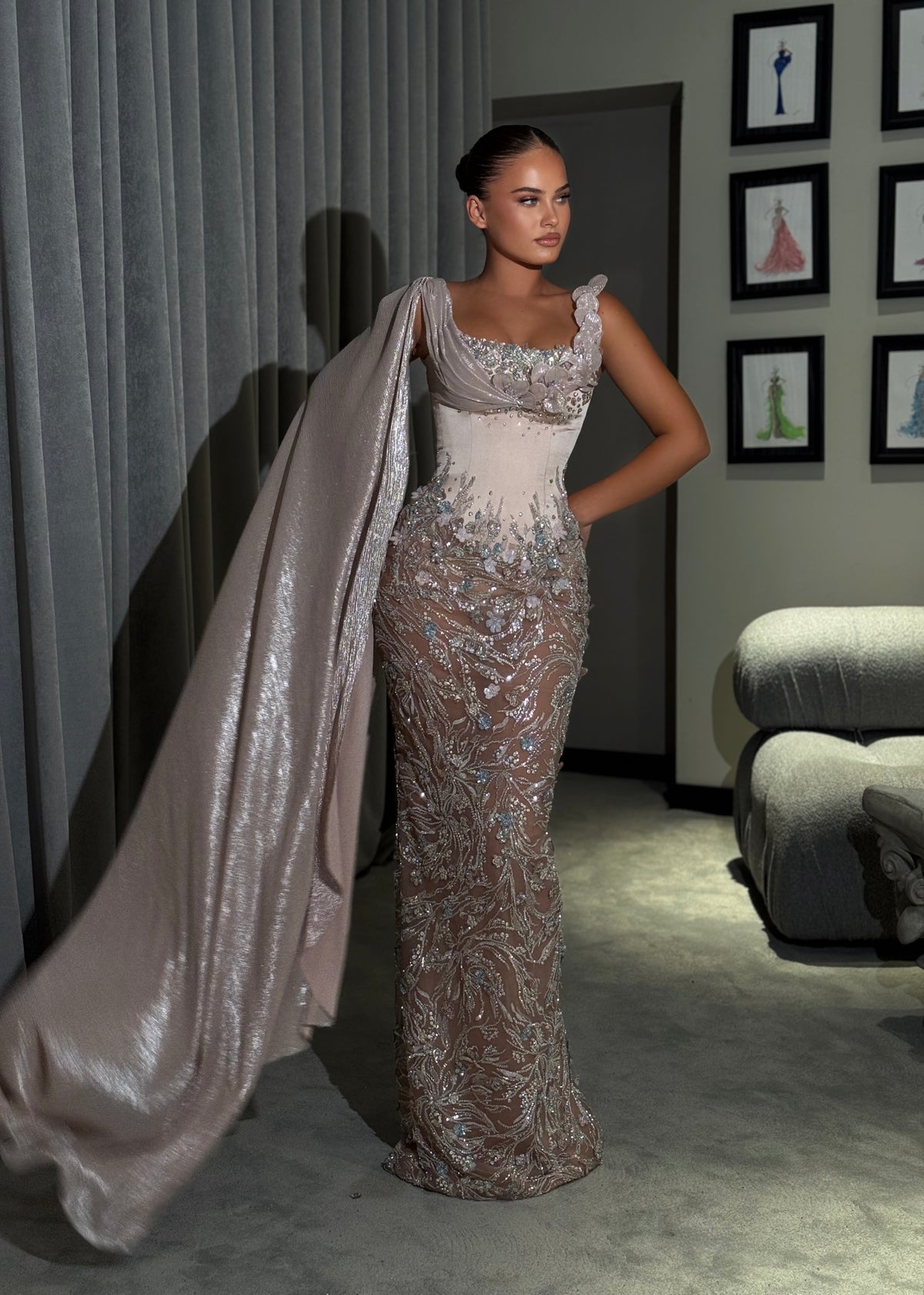 Vèrona - Embroidered illusion cape gown
