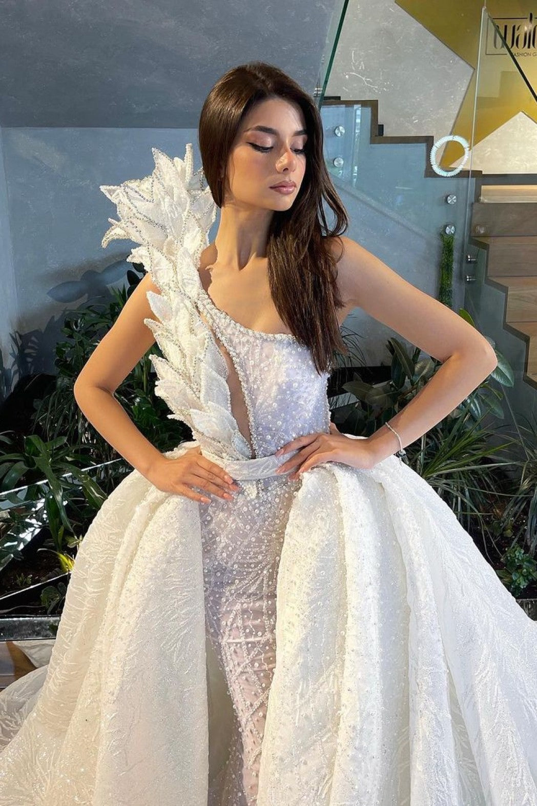 Leaf Detail Bridal Dress with Detachable Train