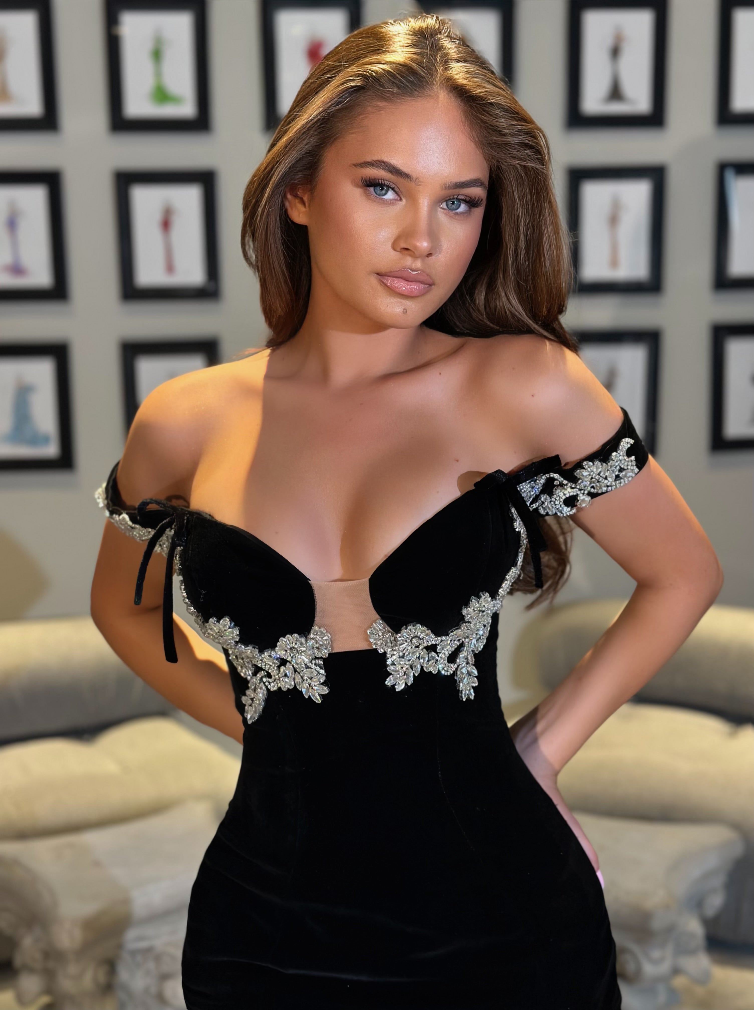 Evara - Floral off-shoulder gown