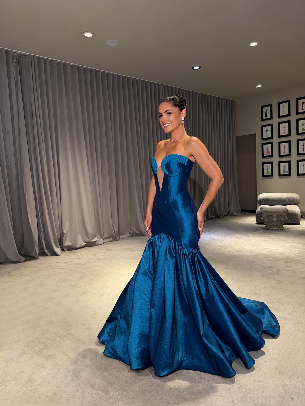 Liena - Sculpted corset mermaid gown