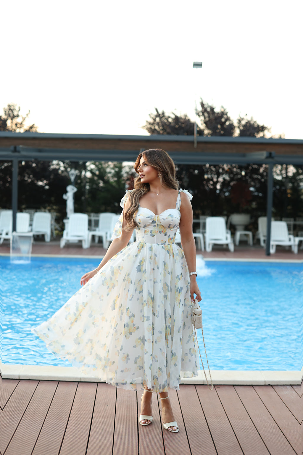 Aurona - Floral Print Midi Dress