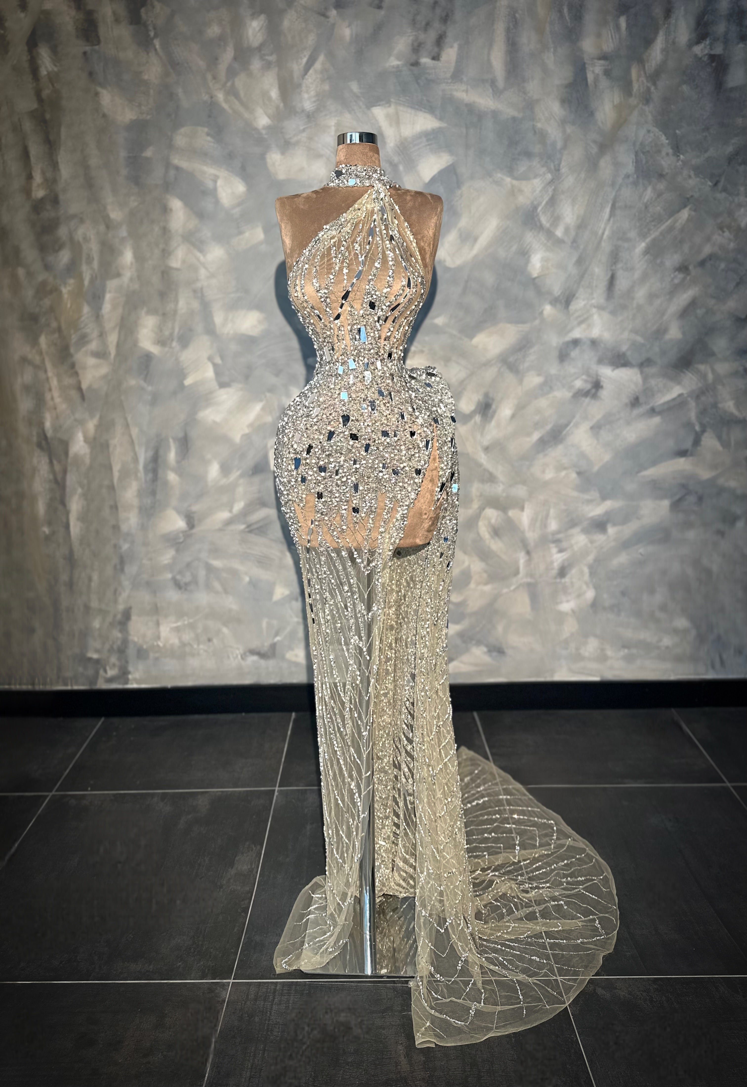 Thaloria - Sparkling High Neck Dress