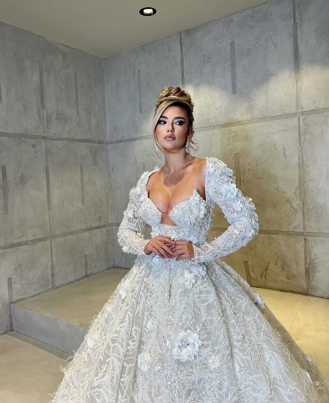 Bridal Long Dress With Crystals XS Bridal Long Dress With Crystals XS