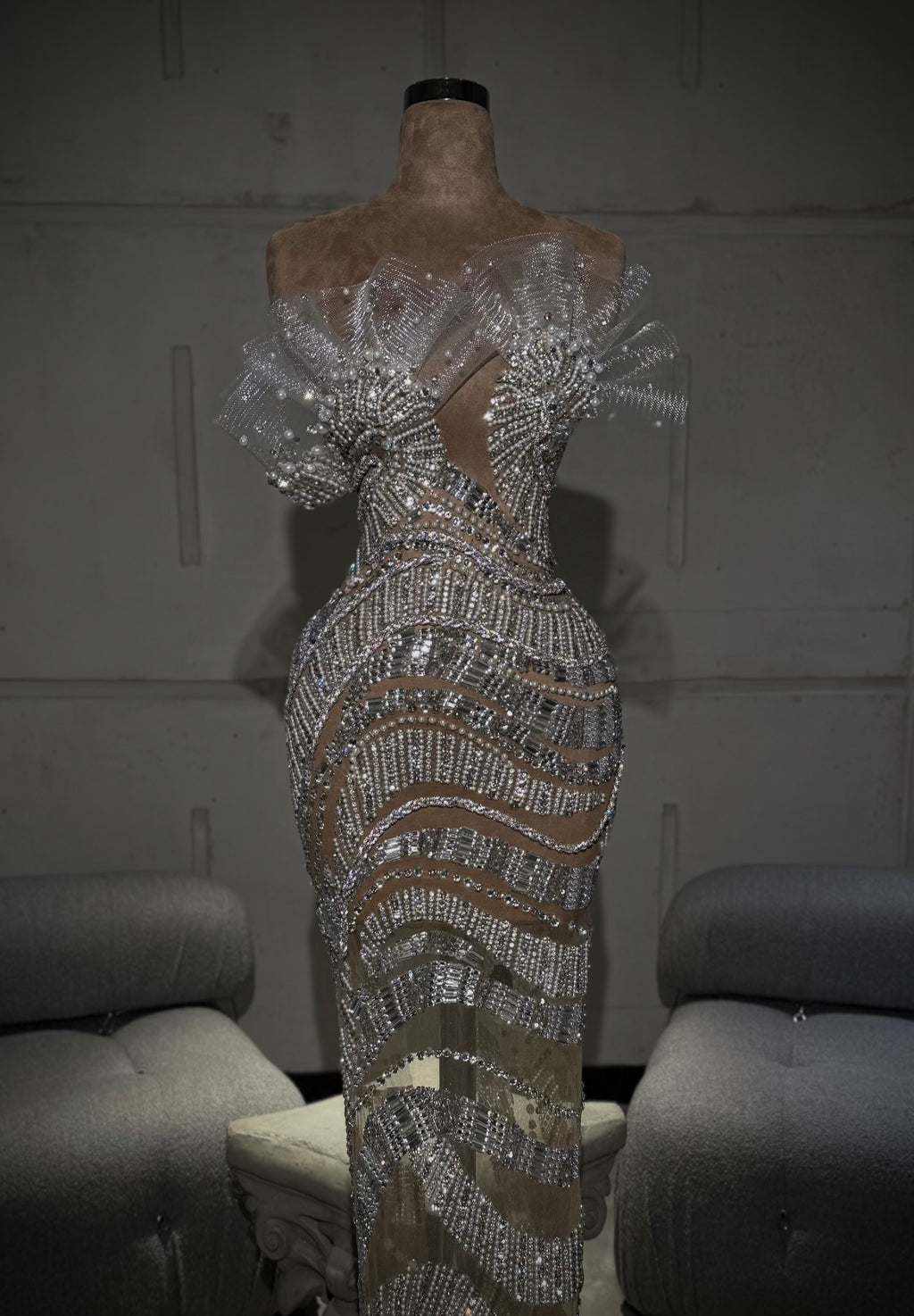 Gaia - Strapless embellished gown