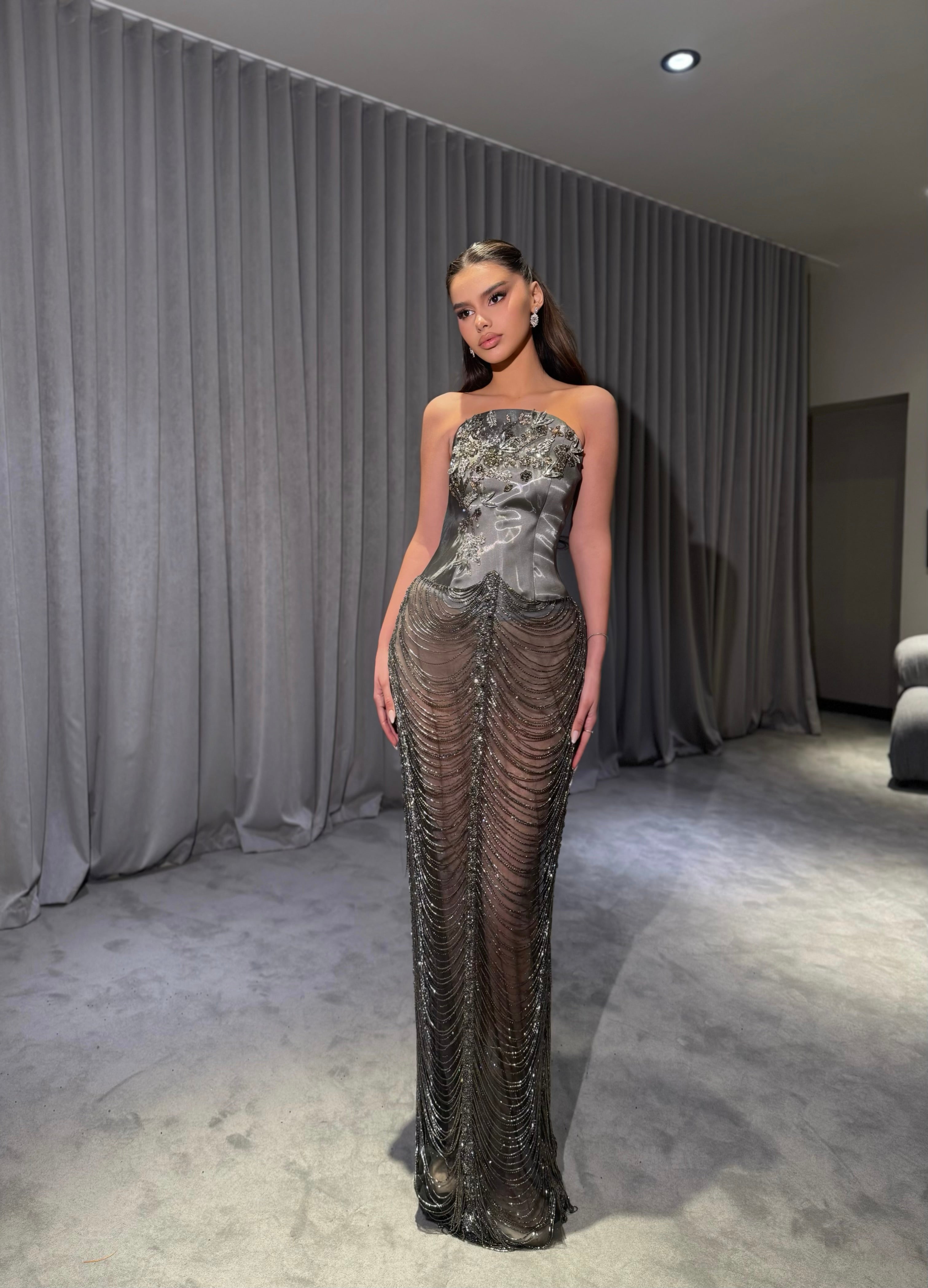 Eléa - Silver Chain Corset Gown