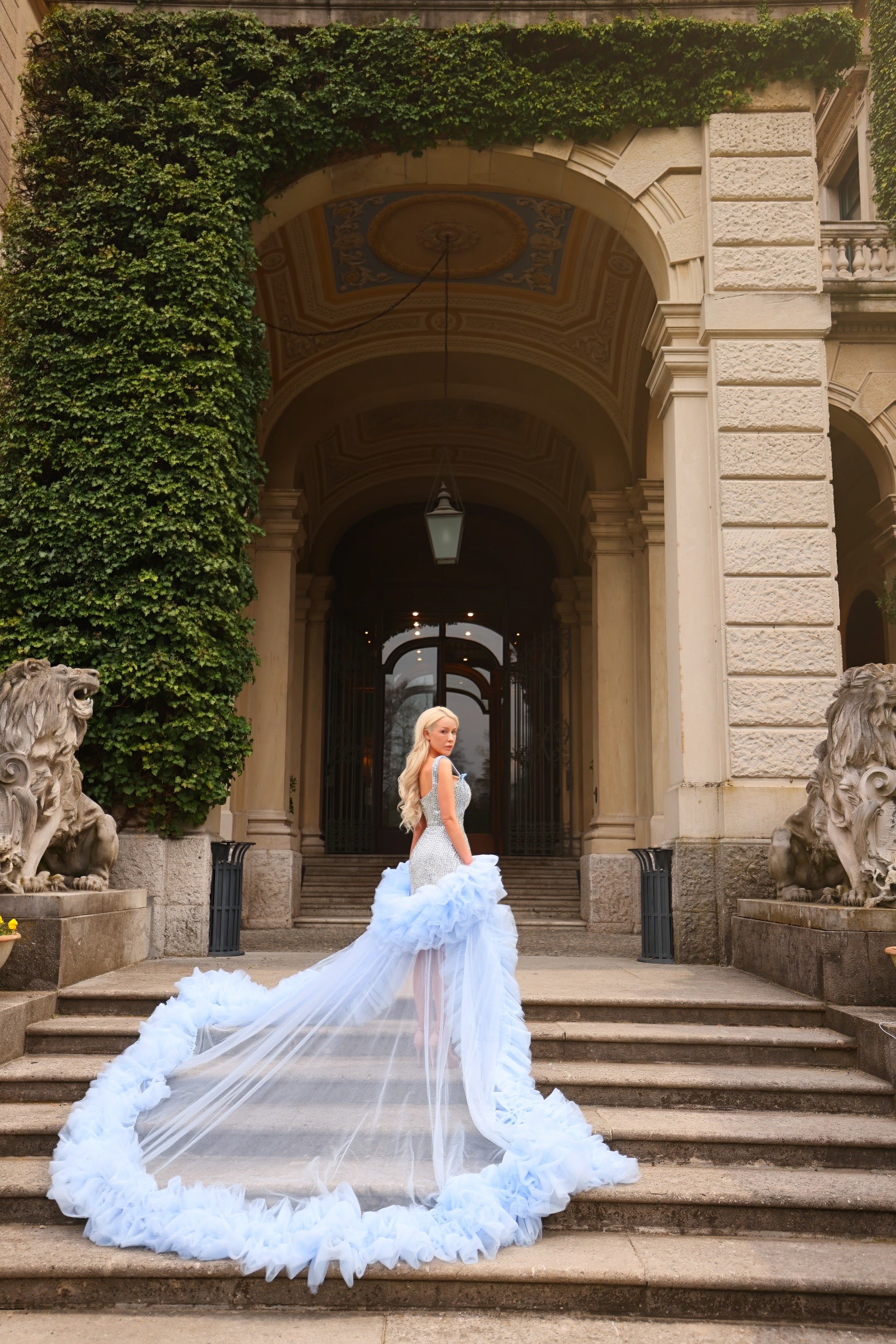 Olandria - Beaded Keyhole Mini Dress