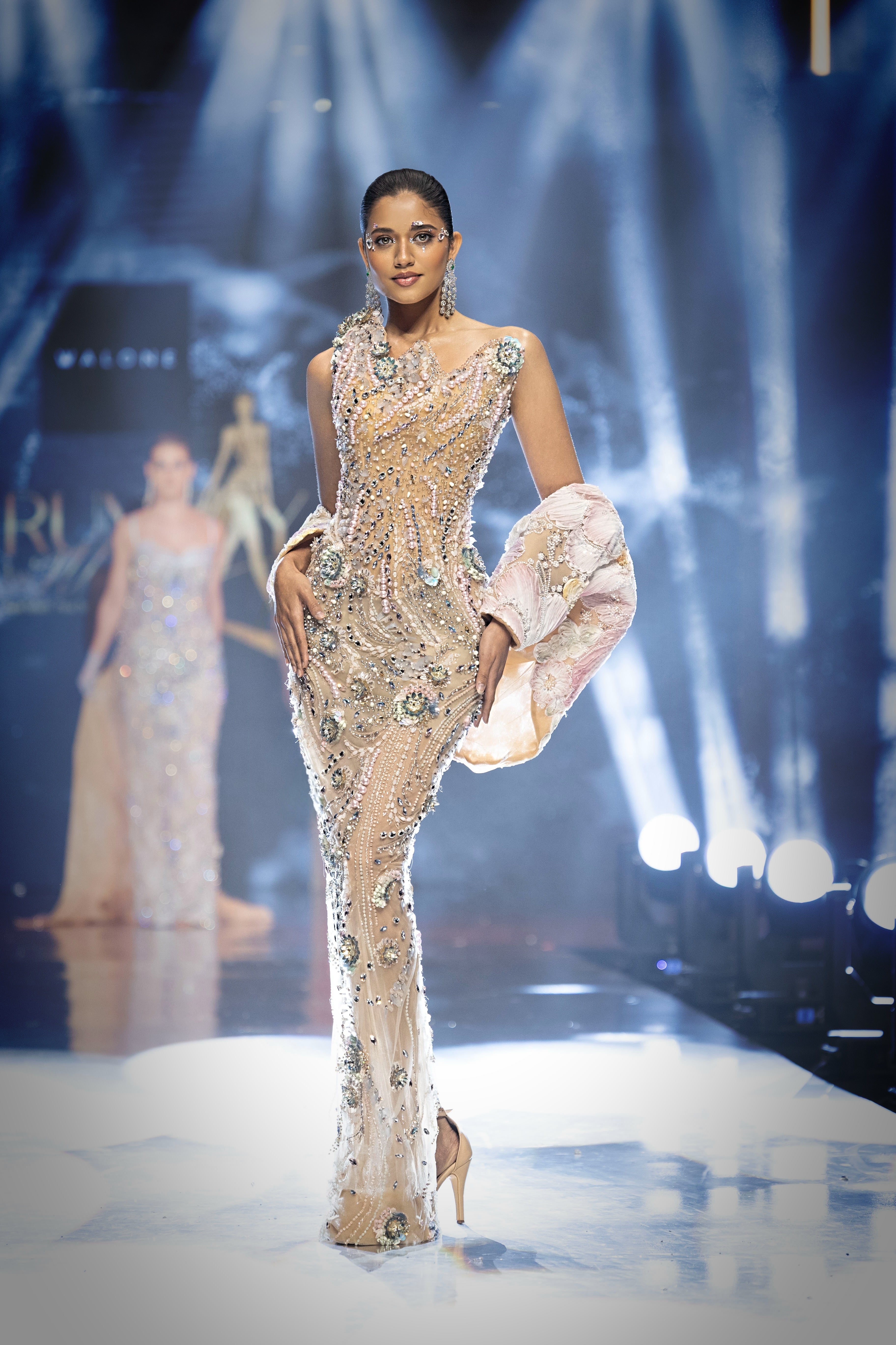 Alisa - W-Neck Embellished Mermaid Gown