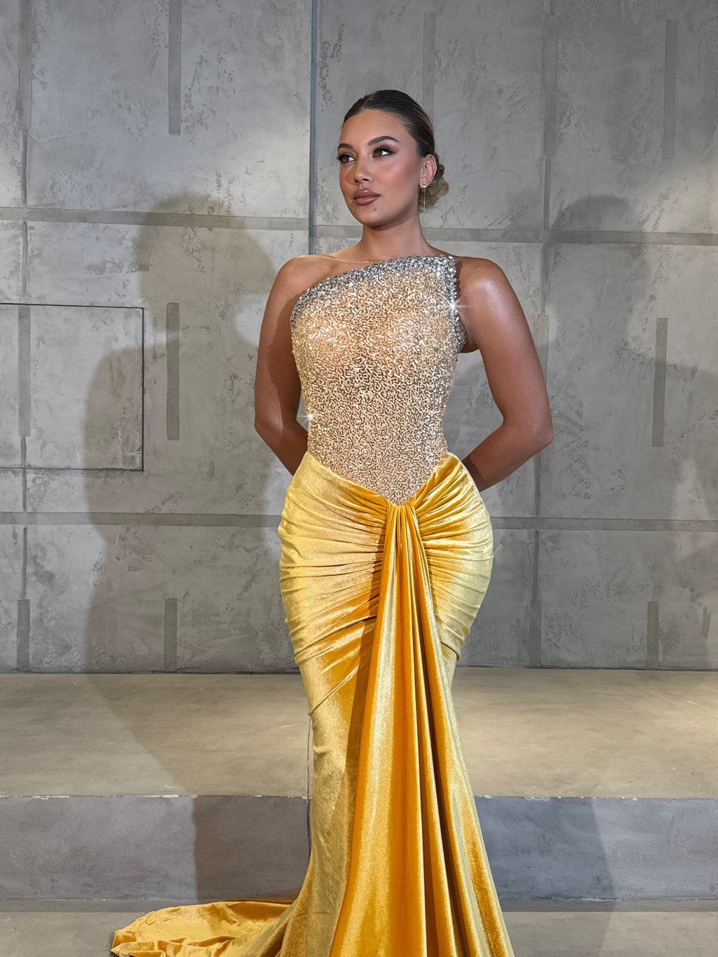 Lohanna - Golden Velvet Draped Gown
