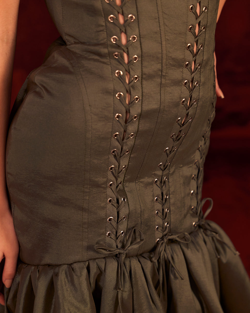 Ardenisa - Olive Lace Up Mermaid Gown