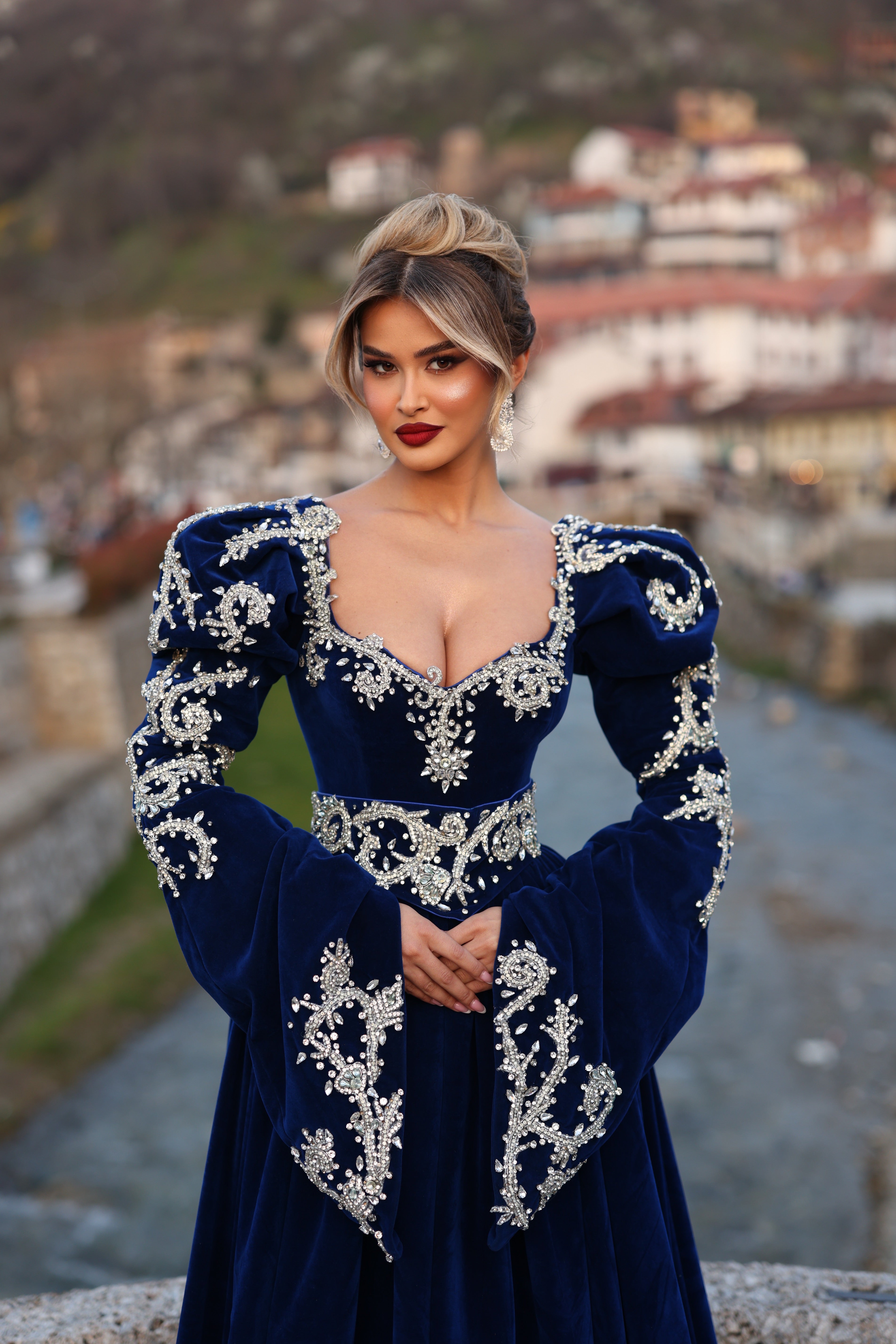 Tringa - Royal Blue Embroidered Gown