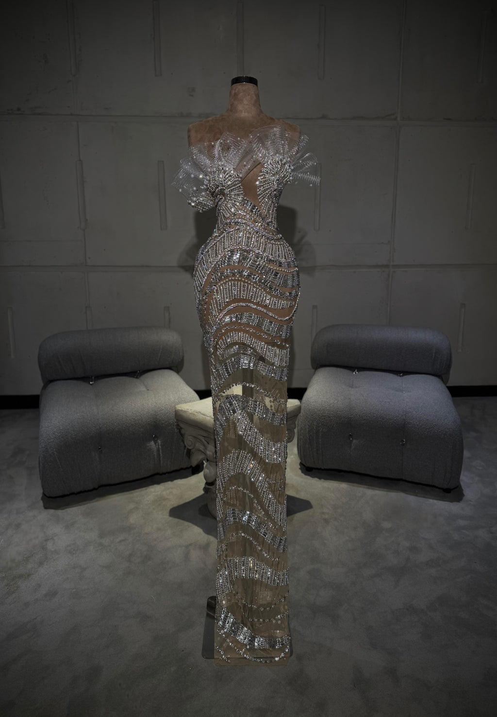 Gaia - Strapless embellished gown