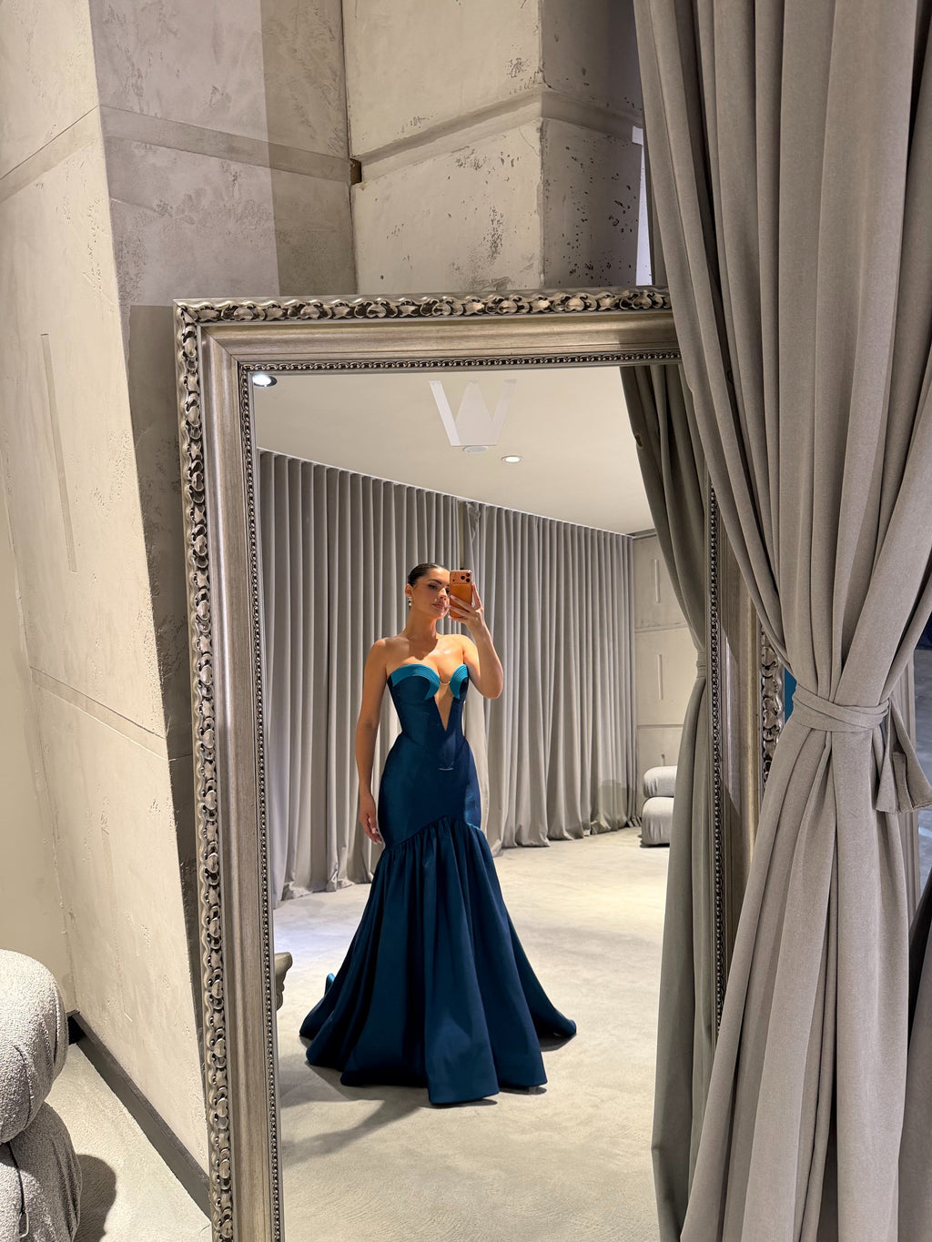 Liena - Sculpted corset mermaid gown