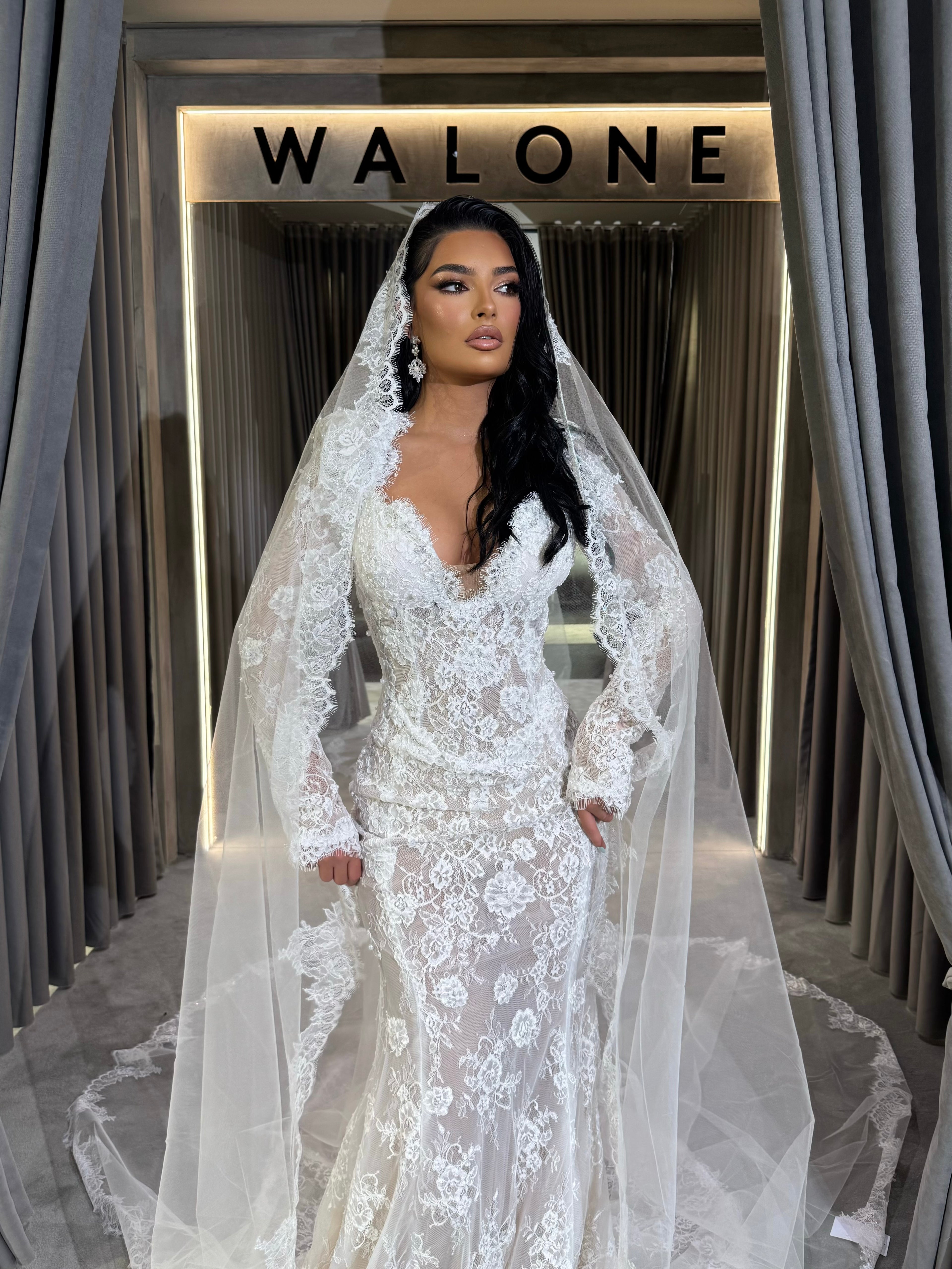 Long Sleeve Backless Lace Wedding Dress Custom Size Long Sleeve Backless Lace Wedding Dress Custom Size
