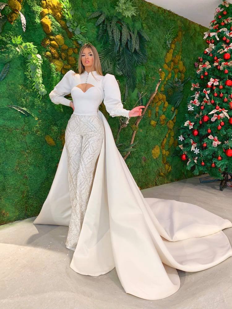 Puff Sleeves Jumpsuit with Long Train