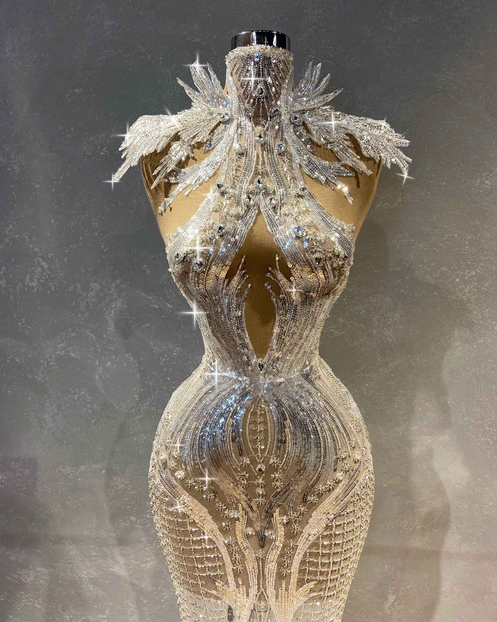 High Neck Sleeveless Wedding Dress