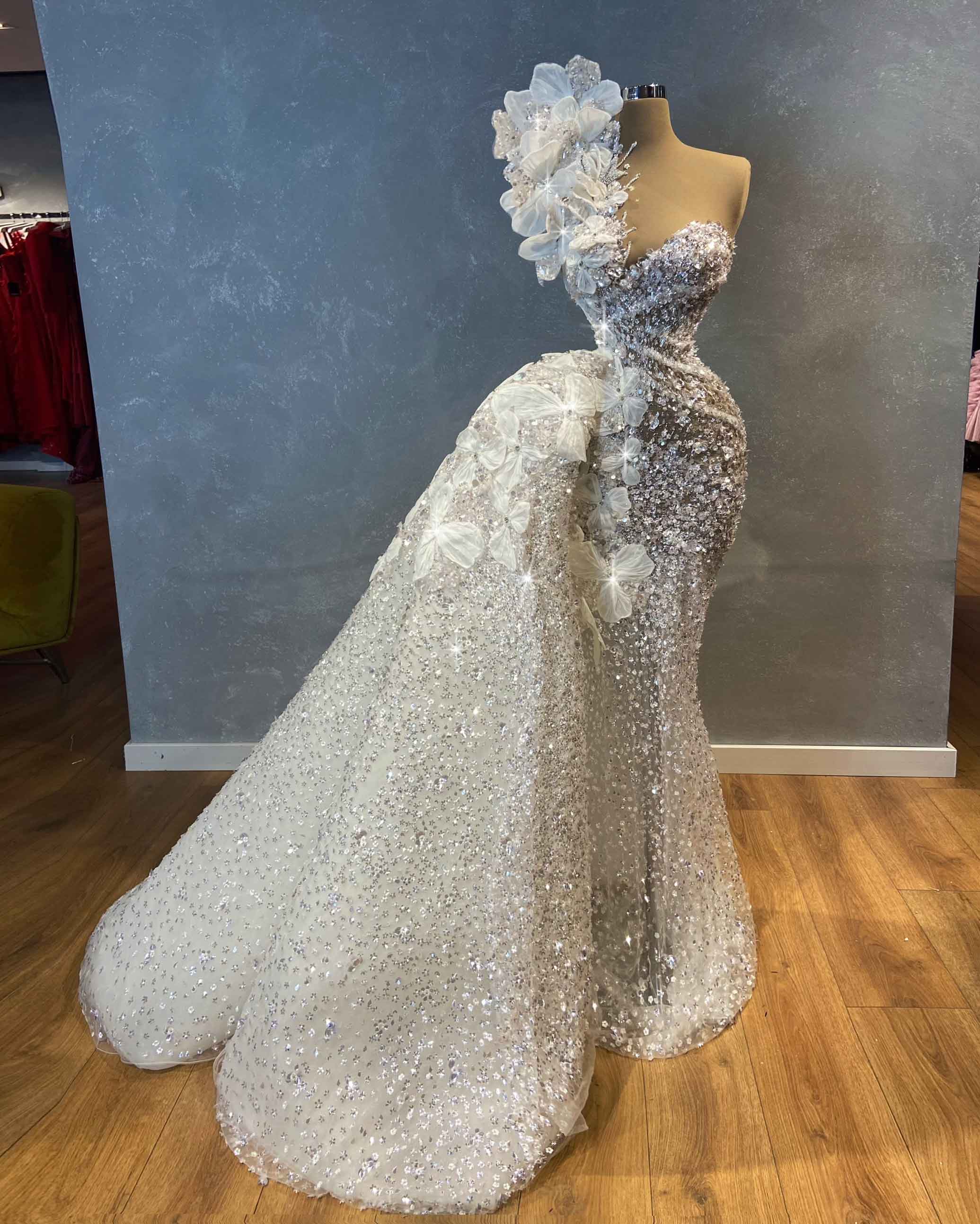 Strapless Detachable Train Wedding Dress